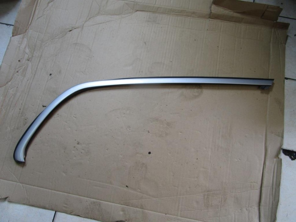 Молдинг MERCEDES-BENZ E-класс W210/S210 (1995 - 1999) фото 1 — Разборка Мерседес