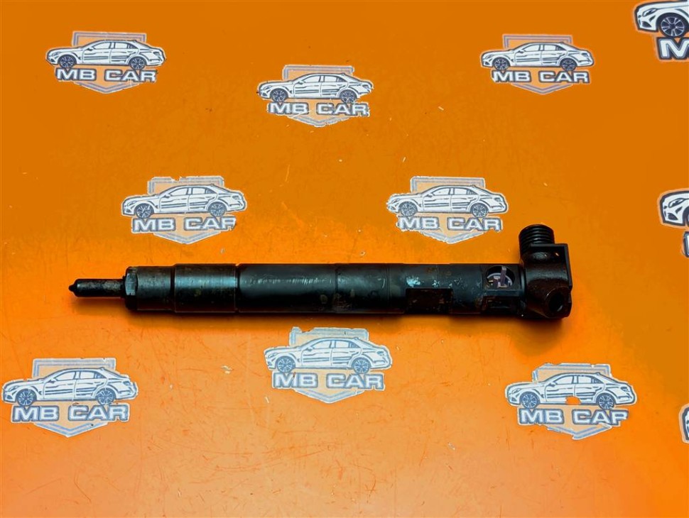 Форсунка ДИЗЕЛЬ MERCEDES-BENZ C-класс W204/S204 (2006 - 2011) фото 1 — Разборка Мерседес