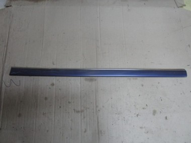 Молдинг двери MERCEDES-BENZ C-класс W202/S202 (1993 - 1997) — Разборка Мерседес