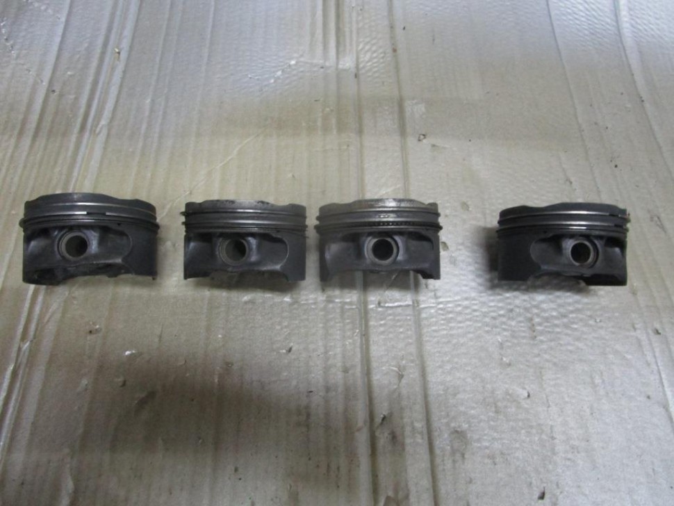 Поршень бензин MERCEDES-BENZ CLA-класс C117/X117 (2013 - 2016) фото 1 — Разборка Мерседес