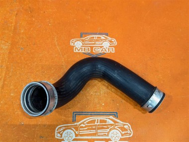Патрубок интеркулера MERCEDES-BENZ E-класс W211/S211 (2002 - 2006) — Разборка Мерседес