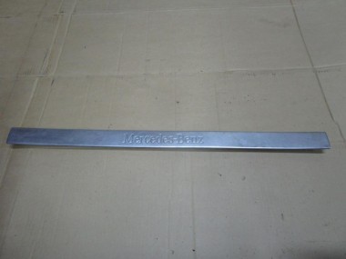 Накладка порога внутренняя MERCEDES-BENZ M-класс W163 рестайлинг (2001 - 2005) — Разборка Мерседес