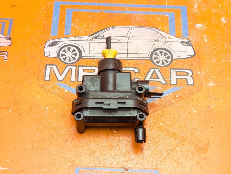 Активатор замка багажника MERCEDES-BENZ E-класс W124/S124/C124/A124 (1984 - 1997) E 300 CDI 3.0 AT (136 л.с.) фото 1 &mdash; Разборка Мерседес