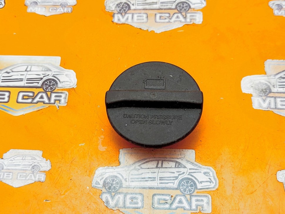 Крышка расширительного бачка MERCEDES-BENZ Sprinter W906 (2006 - 2019) фото 1 &mdash; Разборка Мерседес