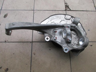 Кулак поворотный передний левый MERCEDES-BENZ C-класс W205/S205/C205/A205 (2014 - 2018) — Разборка Мерседес