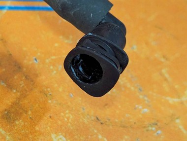 Шланг омывателей фар MERCEDES-BENZ E-класс W212/S212/C207/A207 (2009 - 2013) — Разборка Мерседес