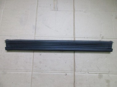 Накладка порога внутренняя MERCEDES-BENZ 190 (W201) W201 (1982 - 1993) — Разборка Мерседес