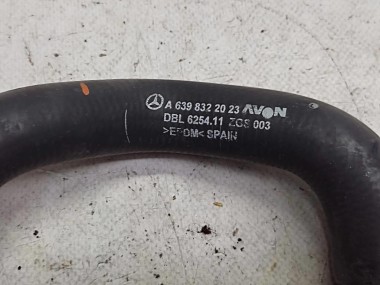 Патрубок ОЖ MERCEDES-BENZ V-класс W639 (2003 - 2014) — Разборка Мерседес