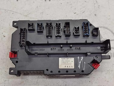 Блок предохранителей MERCEDES-BENZ S-класс W221 (2005 - 2009) — Разборка Мерседес