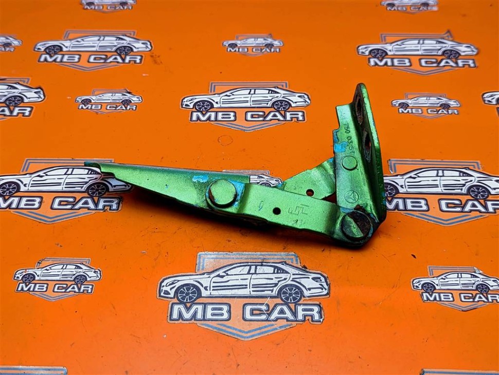 Петля капота MERCEDES-BENZ Sprinter W901-905 (1995 - 2006) фото 1 — Разборка Мерседес