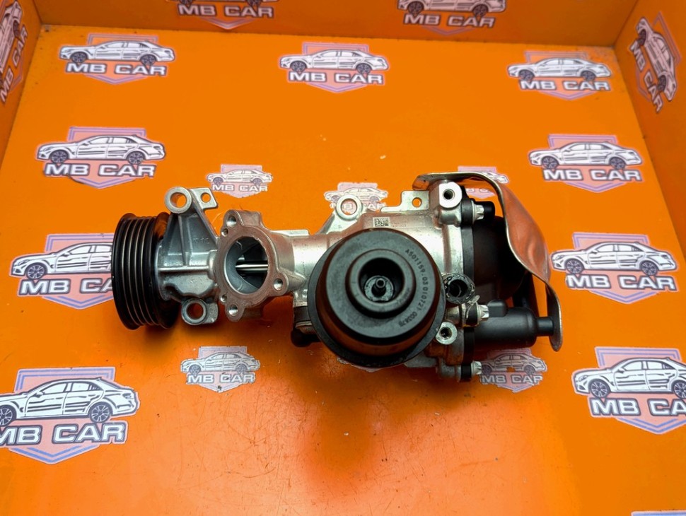 Помпа MERCEDES-BENZ A-класс W176 рестайлинг (2015 - 2018) фото 1 — Разборка Мерседес