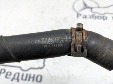 Патрубок ОЖ MERCEDES-BENZ S-класс W221 (2005 - 2009) — Разборка Мерседес