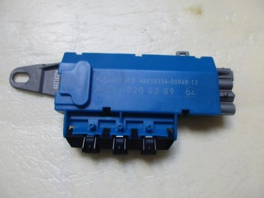 Усилитель антенны MERCEDES-BENZ E-класс AMG W211/S211 (2002 - 2006) — Разборка Мерседес