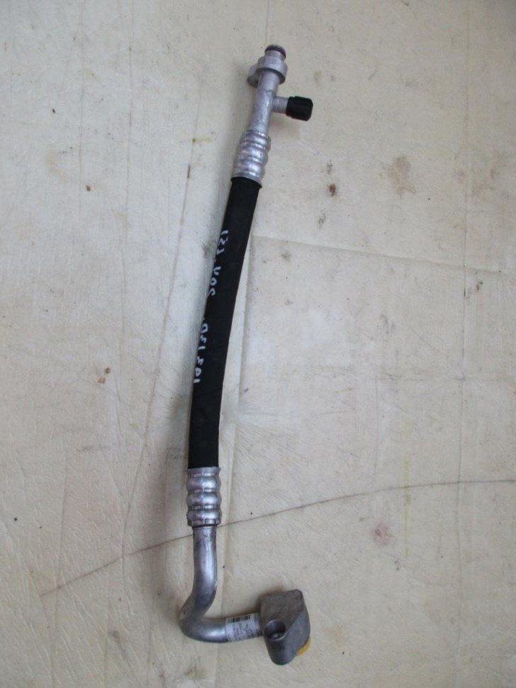 Трубка кондиционера MERCEDES-BENZ C-класс W204/S204 (2006 - 2011) фото 1 &mdash; Разборка Мерседес
