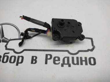 Сервоприводы печки MERCEDES-BENZ S-класс W220 (1998 - 2005) — Разборка Мерседес