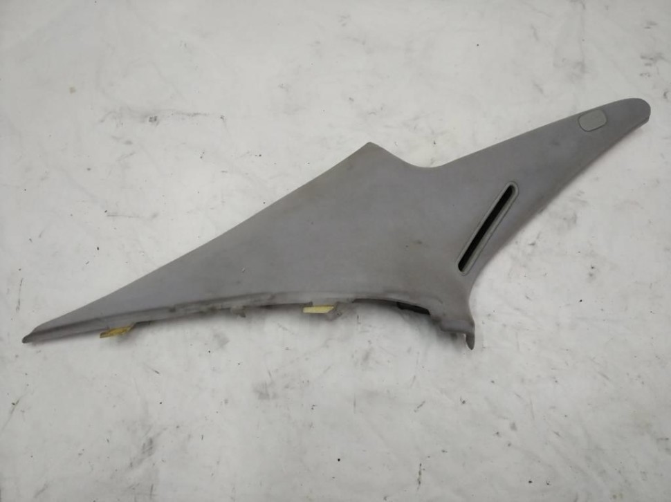 Накладка задней стойки MERCEDES-BENZ S-класс W220 (1998 - 2005) фото 1 — Разборка Мерседес