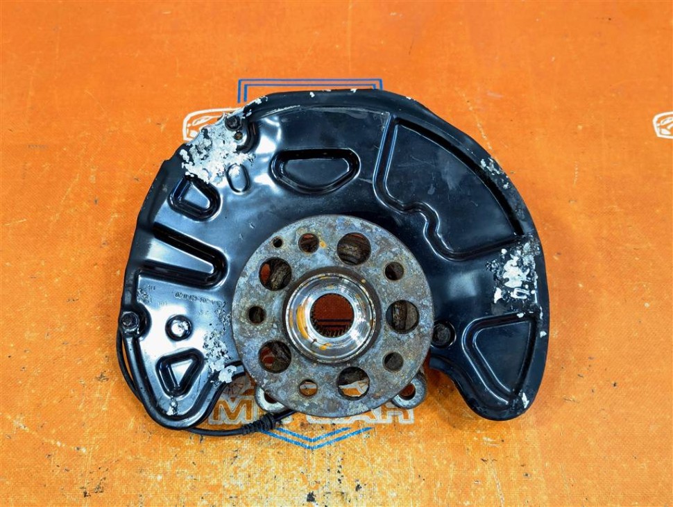 Кулак поворотный передний левый MERCEDES-BENZ GLK-класс X204 (2008 - 2012) фото 1 — Разборка Мерседес