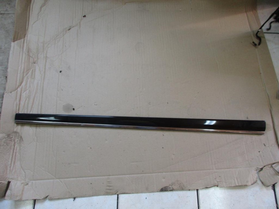 Молдинг двери MERCEDES-BENZ S-класс W220 рестайлинг (2002 - 2005) фото 1 — Разборка Мерседес
