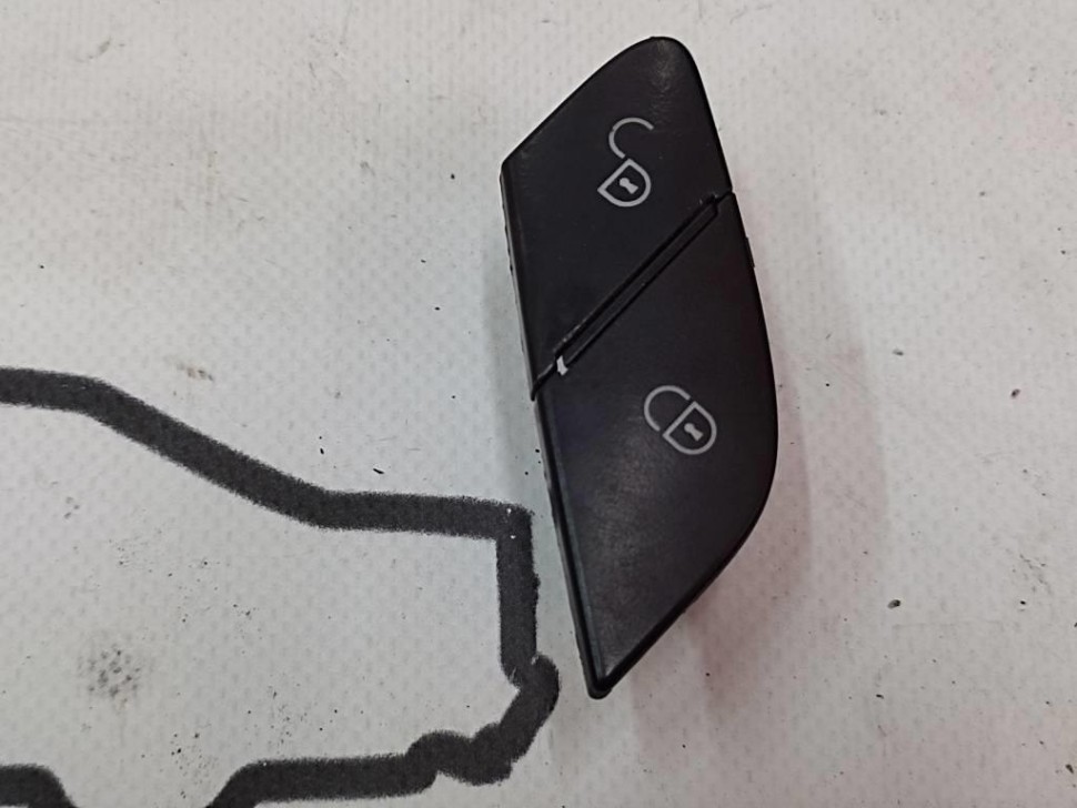 Кнопка блокировки дверей MERCEDES-BENZ R-класс W251 (2005 - 2007) фото 1 — Разборка Мерседес