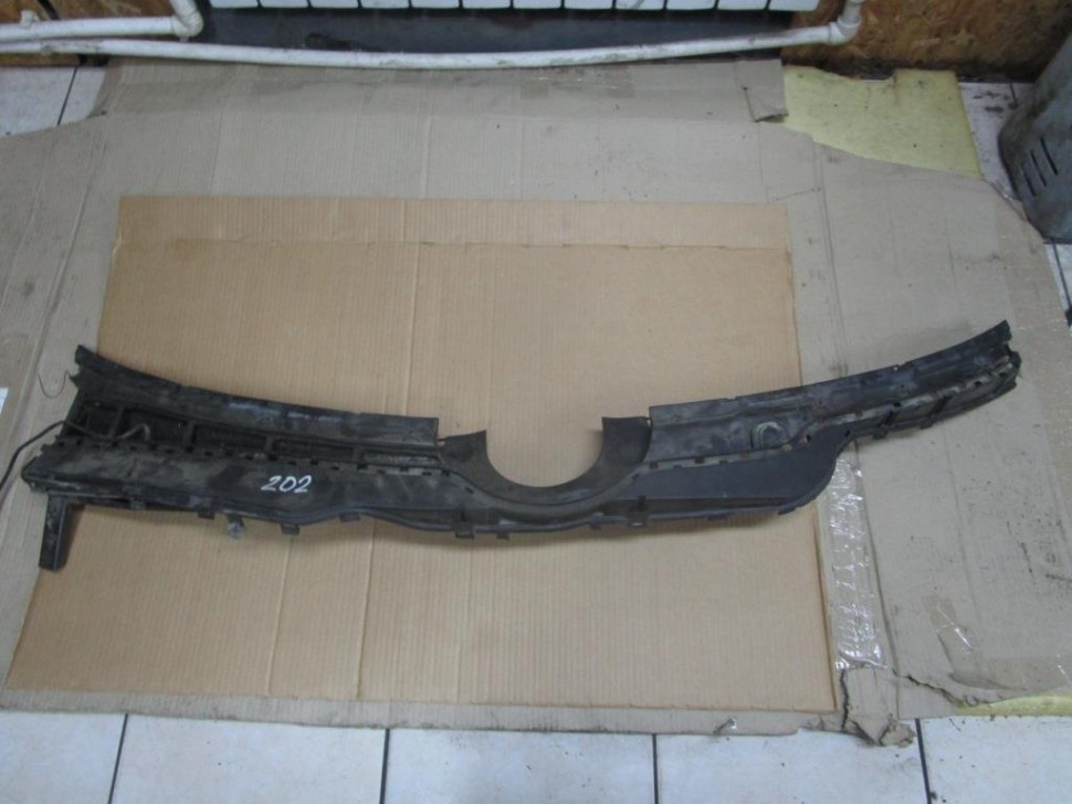 Жабо MERCEDES-BENZ C-класс W202/S202 (1993 - 1997) фото 1 — Разборка Мерседес