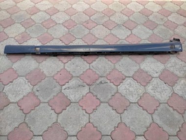 Порог пластиковый правый MERCEDES-BENZ S-класс W220 (1998 - 2005) — Разборка Мерседес