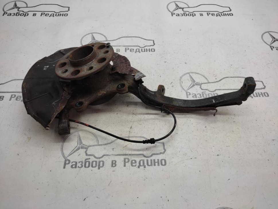 Кулак поворотный передний левый MERCEDES-BENZ S-класс W220 рестайлинг (2002 - 2005) фото 1 — Разборка Мерседес