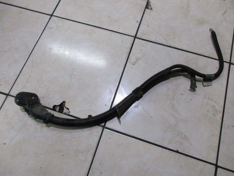 Провод плюсовой MERCEDES-BENZ S-класс W220 рестайлинг (2002 - 2005) фото 1 — Разборка Мерседес