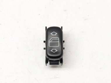 Кнопка стеклоподъемников MERCEDES-BENZ E-класс W210/S210 (1995 - 1999) — Разборка Мерседес