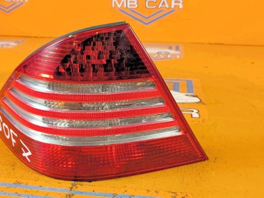 Фонарь задний левый MERCEDES-BENZ S-класс W220 рестайлинг (2002 - 2005) S 320 CDI 3.2 AT (204 л.с.) &mdash; Разборка Мерседес