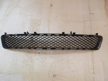 Решетка в бампер MERCEDES-BENZ E-класс W212/S212/C207/A207 рестайлинг (2013 - 2016) — Разборка Мерседес