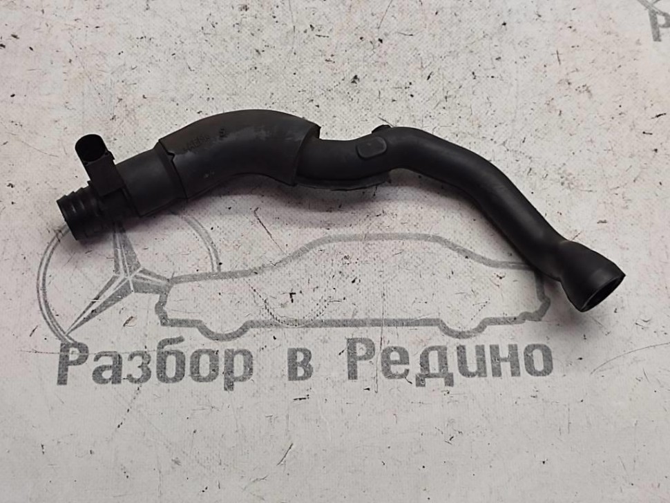 Трубка вентиляции картерных газов MERCEDES-BENZ C-класс W203/S203/CL203 (2000 - 2004) фото 1 — Разборка Мерседес