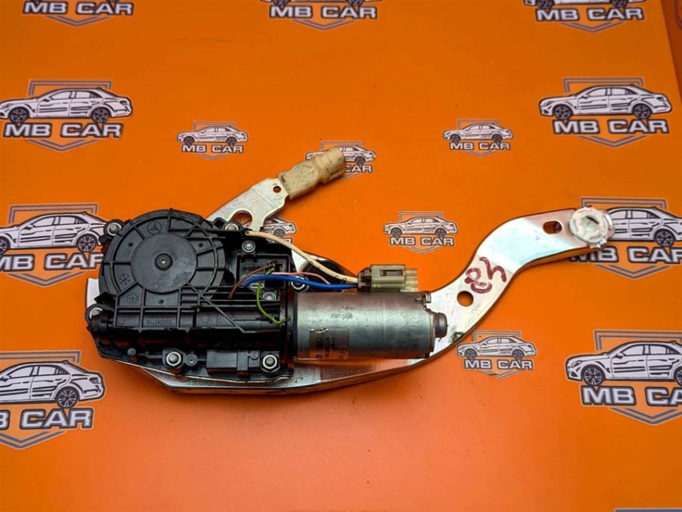 Привод крышки багажника MERCEDES-BENZ C-класс AMG W205/S205/C205/A205 (2014 - 2018) фото 1 — Разборка Мерседес