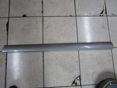 Молдинг двери MERCEDES-BENZ E-класс W210/S210 (1995 - 1999) — Разборка Мерседес