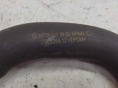 Патрубок ОЖ MERCEDES-BENZ V-класс W639 (2003 - 2014) — Разборка Мерседес