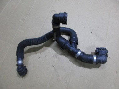 Патрубок ОЖ MERCEDES-BENZ GLC-класс X253 (2015 - 2019) — Разборка Мерседес