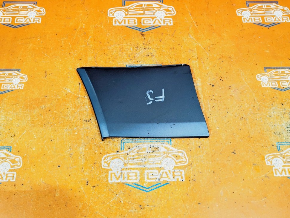 Молдинг крыла левый MERCEDES-BENZ E-класс W124/S124/C124/A124 (1984 - 1997) фото 1 — Разборка Мерседес