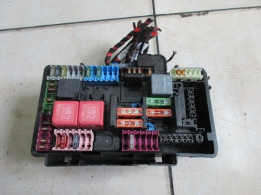 Блок предохранителей MERCEDES-BENZ C-класс W205/S205/C205/A205 (2014 - 2018) — Разборка Мерседес
