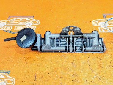 Механизм подголовника MERCEDES-BENZ E-класс W124/S124/C124/A124 (1984 - 1997) — Разборка Мерседес