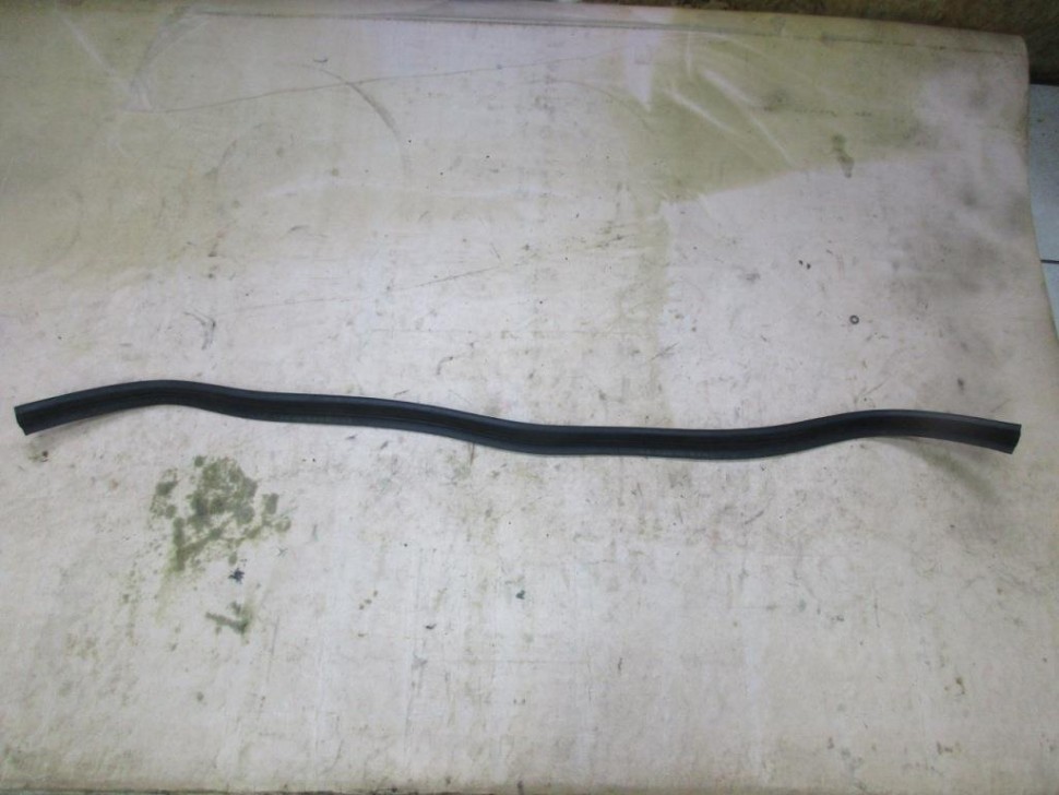 Уплотнитель моторного отсека MERCEDES-BENZ CL-класс AMG C216 рестайлинг (2010 - 2014) фото 1 — Разборка Мерседес