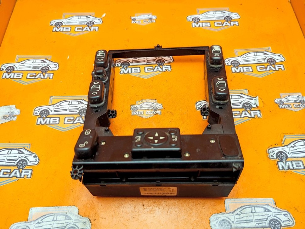 Блок кнопок стеклоподъемников MERCEDES-BENZ M-класс W163 рестайлинг (2001 - 2005) фото 1 &mdash; Разборка Мерседес