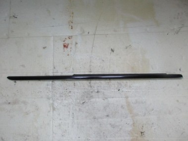 Молдинг стекла двери MERCEDES-BENZ E-класс W211/S211 (2002 - 2006) — Разборка Мерседес