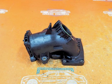 Патрубок впускного коллектора MERCEDES-BENZ GLK-класс X204 (2008 - 2012) — Разборка Мерседес