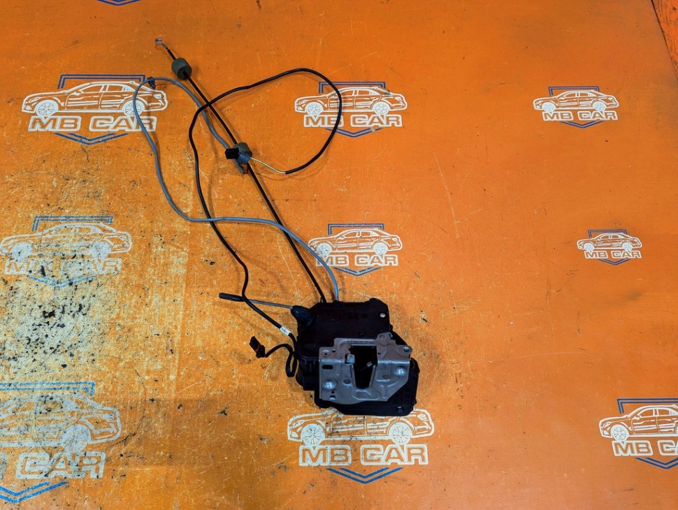 Замок двери передней левой MERCEDES-BENZ C-класс W203/S203/CL203 (2000 - 2004) фото 1 — Разборка Мерседес
