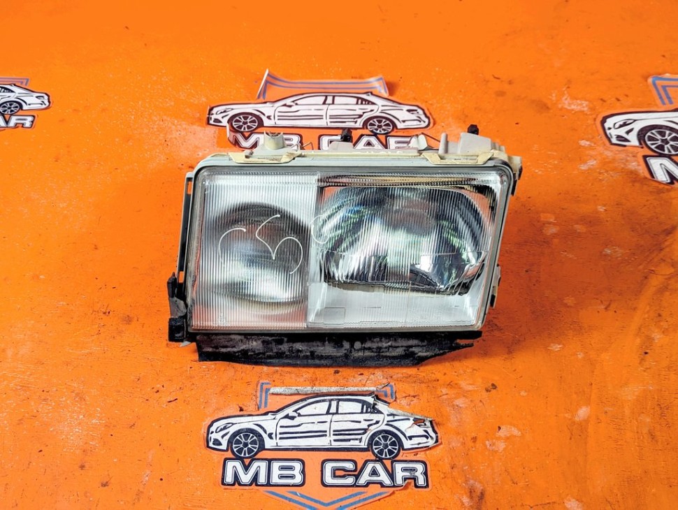 Фара левая MERCEDES-BENZ E-класс W124/S124/C124/A124 (1984 - 1997) фото 1 &mdash; Разборка Мерседес