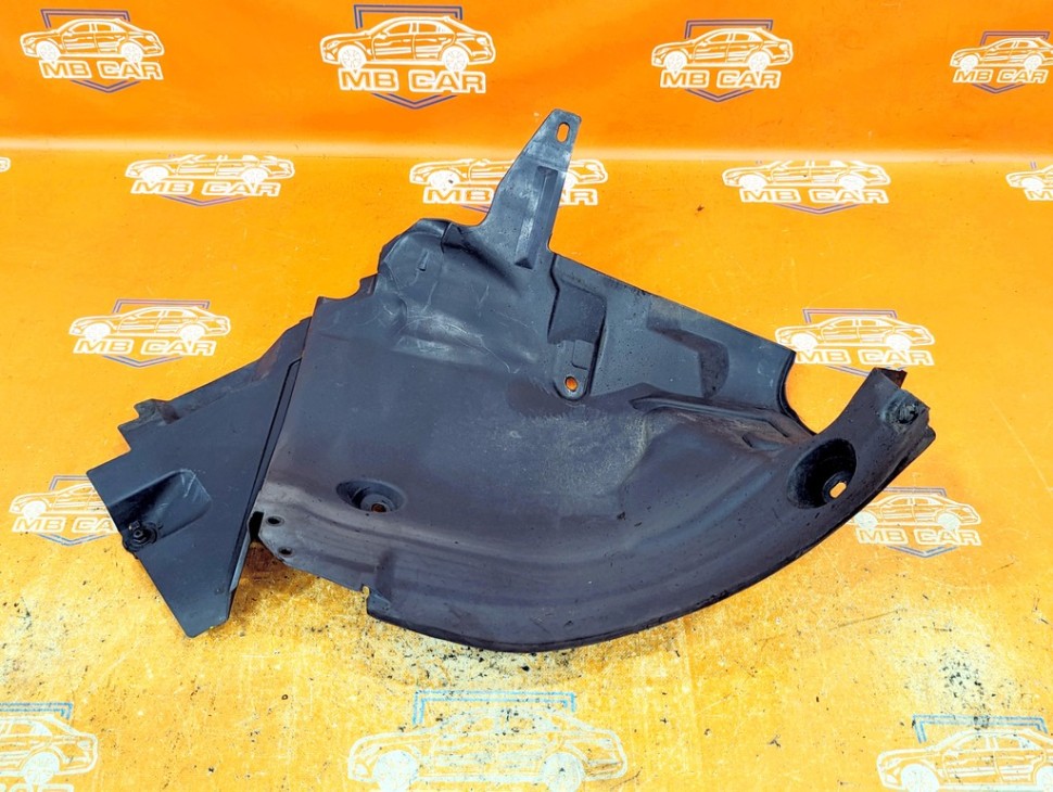 Подкрылок передний левый, задняя часть MERCEDES-BENZ C-класс W204/S204 (2006 - 2011) фото 1 — Разборка Мерседес