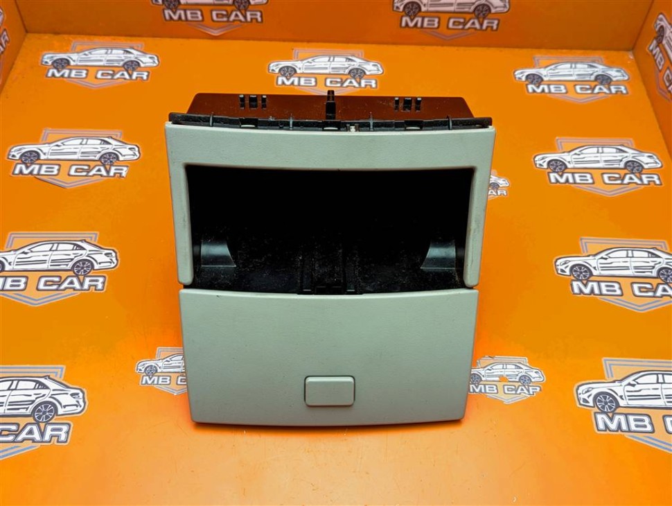 Пепельница MERCEDES-BENZ M-класс W164 (2005 - 2008) фото 1 — Разборка Мерседес