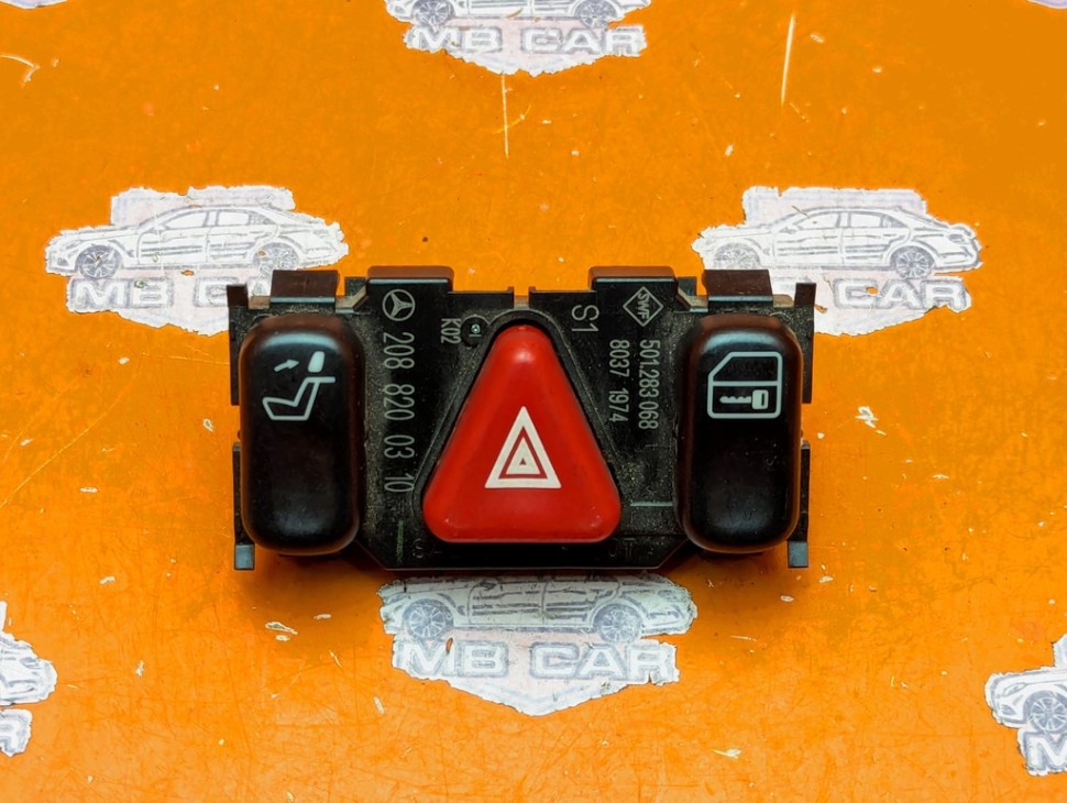Кнопка аварийной сигнализации MERCEDES-BENZ E-класс W210/S210 рестайлинг (1999 - 2003) фото 1 — Разборка Мерседес