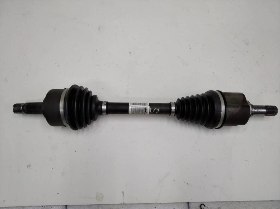 Привод передний левый MERCEDES-BENZ V-класс W447 (2014 - 2025) фото 1 — Разборка Мерседес