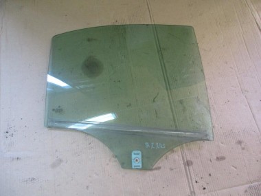 Стекло заднее правое MERCEDES-BENZ C-класс W203/S203/CL203 (2000 - 2004) — Разборка Мерседес