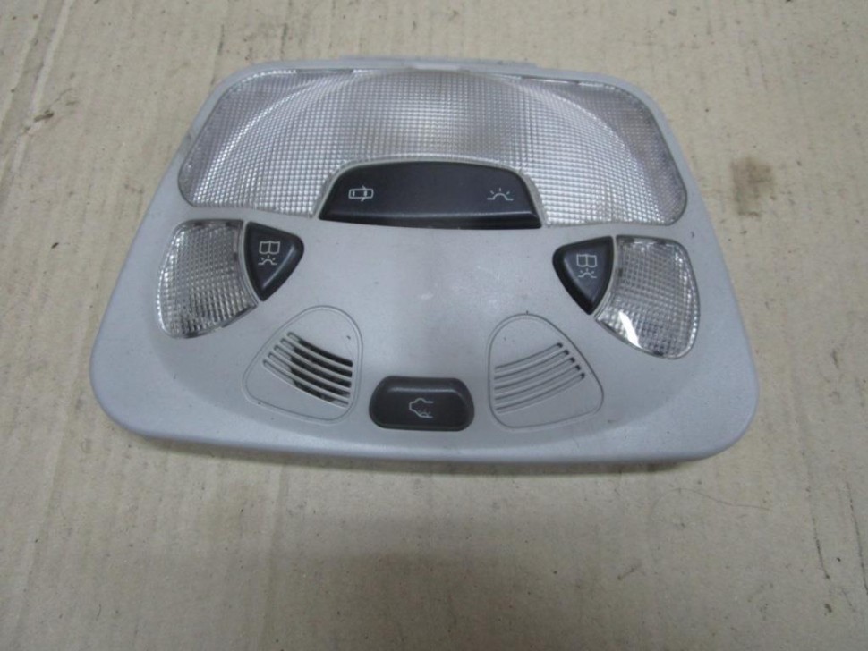 Плафон салона MERCEDES-BENZ C-класс W203/S203/CL203 рестайлинг (2004 - 2008) фото 1 — Разборка Мерседес